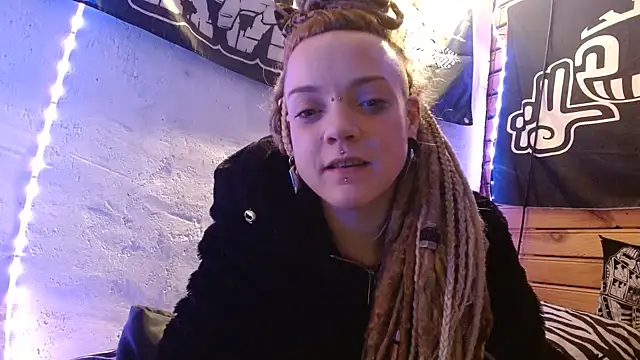 spiralhokkaido23 online show from 02/17/26, 06:03