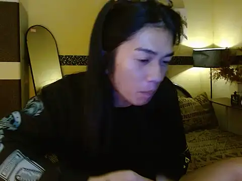 EnviousMaddie online show from 05/08/26, 02:33