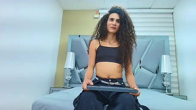 Atenea sexxx online show from 03/30/26, 04:02