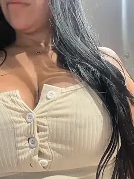 nataliia queen  online show from 04/05/26, 10:40