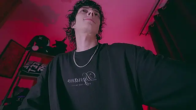 Snapshot of Olliver___y chatting on 01/09/26, 02:58 Olliver y online show from 01/09/26, 02:58