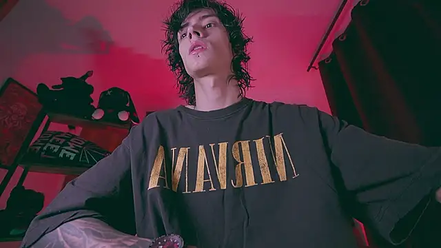 Snapshot of Olliver___y chatting on 02/19/26, 01:56 Olliver y online show from 02/19/26, 01:56