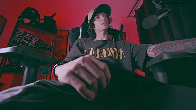 Olliver   y online show from 04/26/26, 01:14