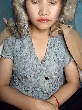 yumyum112 online show from 01/18/26, 05:44