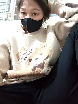 yumyum112 online show from 02/02/26, 10:47