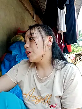 Snapshot of vanvan005 chatting on 05/16/26, 12:07 vanvan005 online show from 05/16/26, 12:07