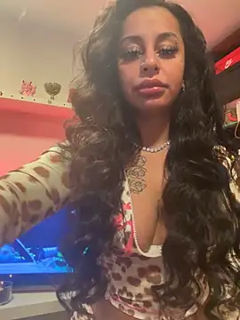 sweetxlayla online show from 03/06/26, 02:02