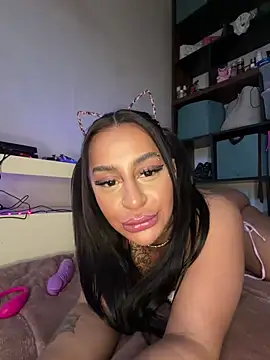 sweetxlayla online show from 04/06/26, 09:43