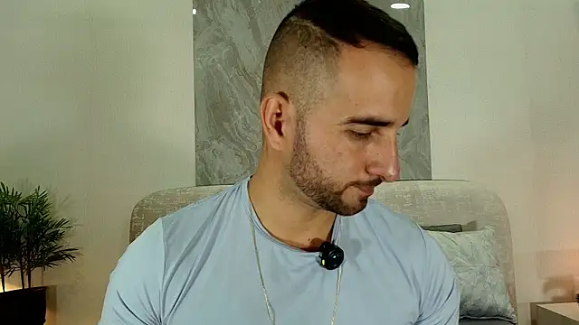 lorenzo walker 1 online show from 07/17/26, 05:40