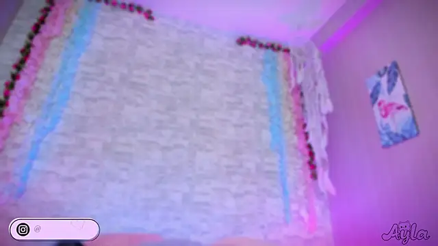 ayla lux online show from 03/29/26, 06:13