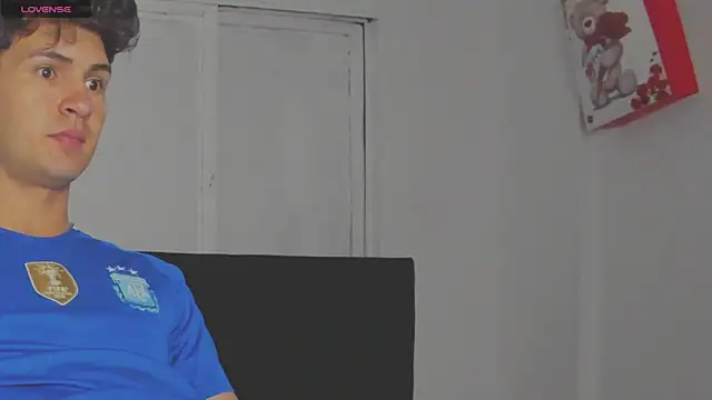 camilo model online show from 06/05/26, 08:09