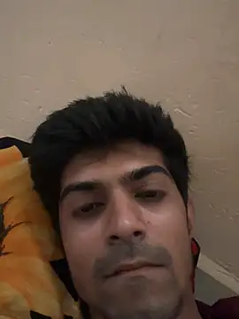 zxcvgf12300 online show from 05/05/26, 10:01