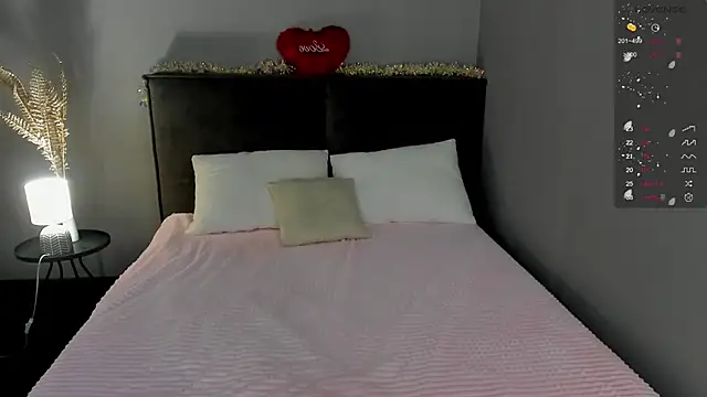 SkinyJoys online show from 03/06/26, 01:57