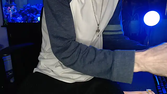 EspanolVato online show from 03/12/26, 09:15