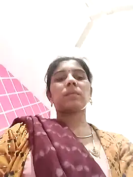 Hot ree85 online show from 02/21/26, 04:46