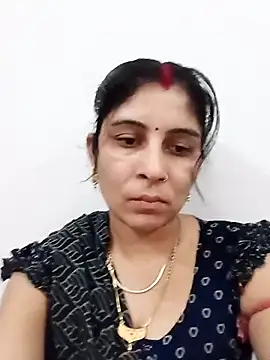 Snapshot of Hot_ree85 chatting on 04/23/26, 12:29 Hot ree85 online show from 04/23/26, 12:29