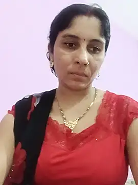 Snapshot of Hot_ree85 chatting on 07/25/26, 04:32 Hot ree85 online show from 07/25/26, 04:32