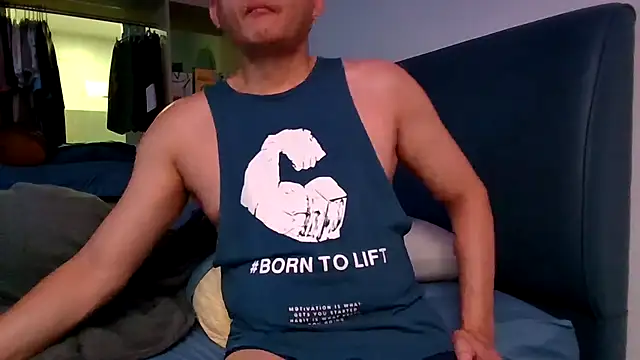 Snapshot of gohm_physique chatting on 03/26/26, 06:24 gohm physique online show from 03/26/26, 06:24