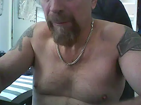 loudandproud online show from 04/23/26, 01:51