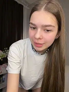 Snapshot of SkylineBliss chatting on 05/30/26, 04:20 SkylineBliss online show from 05/30/26, 04:20