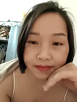   BingBing   online show from 02/25/26, 09:08