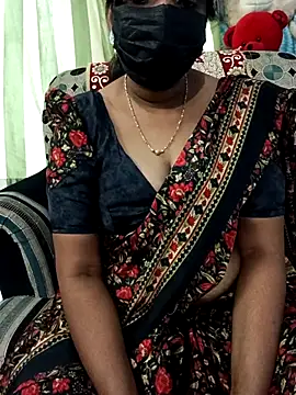 Tinarosy13 online show from 03/06/26, 08:11