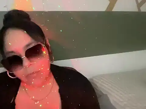 Snapshot of Thickfreakylatina chatting on 03/31/26, 01:40 Thickfreakylatina online show from 03/31/26, 01:40