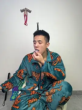 Snapshot of TOYOTA-01 chatting on 02/10/26, 01:26 TOYOTA-01 online show from 02/10/26, 01:26