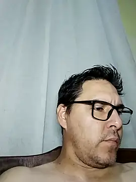 Snapshot of Erbst_Morni chatting on 01/12/26, 10:31 Erbst Morni online show from 01/12/26, 10:31