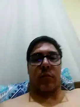 Snapshot of Erbst_Morni chatting on 01/13/26, 10:59 Erbst Morni online show from 01/13/26, 10:59