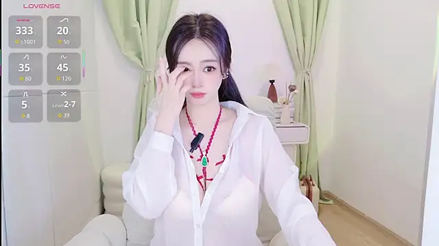 Snapshot of Owo-nO chatting on 04/30/26, 07:47 Owo-nO online show from 04/30/26, 07:47