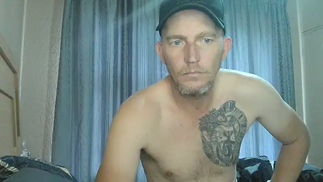 Layla-Mike online show from 01/10/26, 10:06