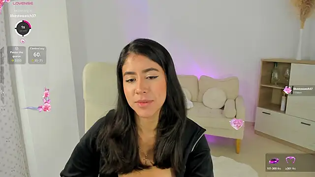 Snapshot of Sussan_Monroe chatting on 02/05/26, 03:05 Sussan Monroe online show from 02/05/26, 03:05