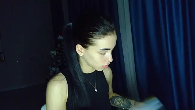 Snapshot of Vlada_Elfie chatting on 01/07/26, 05:48 Vlada Elfie online show from 01/07/26, 05:48