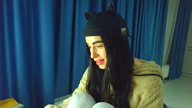 Snapshot of Vlada_Elfie chatting on 02/24/26, 06:28 Vlada Elfie online show from 02/24/26, 06:28