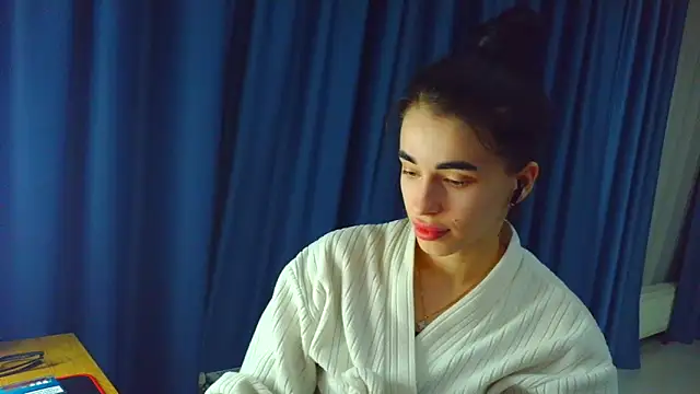 Snapshot of Vlada_Elfie chatting on 03/11/26, 07:31 Vlada Elfie online show from 03/11/26, 07:31