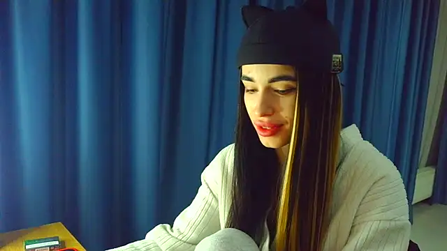 Snapshot of Vlada_Elfie chatting on 03/12/26, 05:52 Vlada Elfie online show from 03/12/26, 05:52