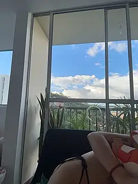 alesziarose  online show from 01/16/26, 10:03