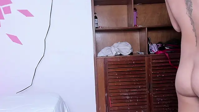 miiaa m1 online show from 04/12/26, 07:19