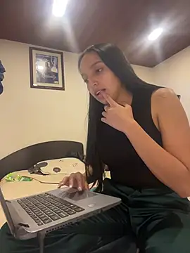 Eve Ritz online show from 02/27/26, 04:23