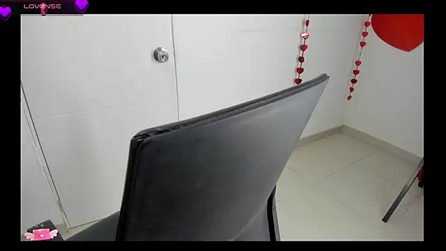 Jessica Beltrann online show from 02/25/26, 07:56