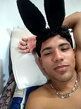 Snapshot of Wild_and_Sweets chatting on 03/11/26, 07:20 Wild and Sweets online show from 03/11/26, 07:20