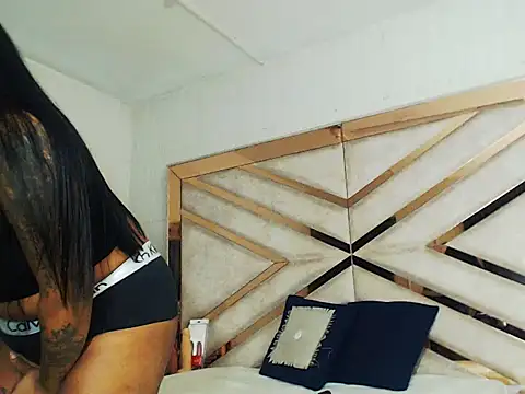 LunaFever69 online show from 04/22/26, 03:09