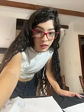 Snapshot of dani_bela chatting on 05/01/26, 08:35 dani bela online show from 05/01/26, 08:35