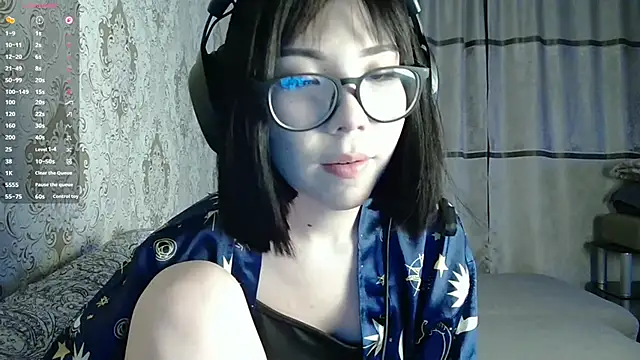 AprilOnilll online show from 03/20/26, 05:07