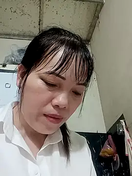 Snapshot of Sana-vn chatting on 04/26/26, 04:32 Sana-vn online show from 04/26/26, 04:32