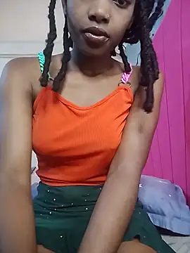 smily sophia online show from 04/11/26, 03:33