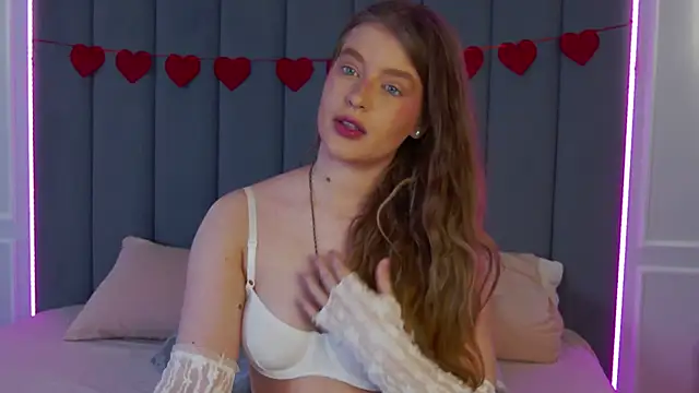 Mila Hart online show from 03/01/26, 06:43