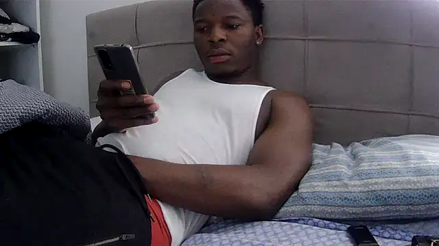 Bigchocco online show from 04/21/26, 12:00