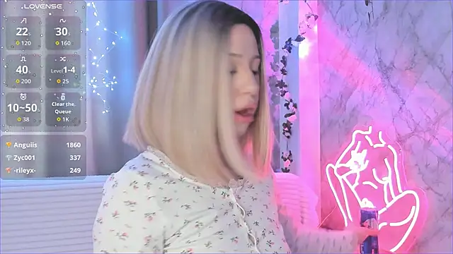 Necucubi02 online show from 01/19/26, 07:45